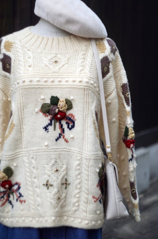 画像7: "Grandpa's Present" 白 ブーケ模様 ニット セーター クルーネック[19540]