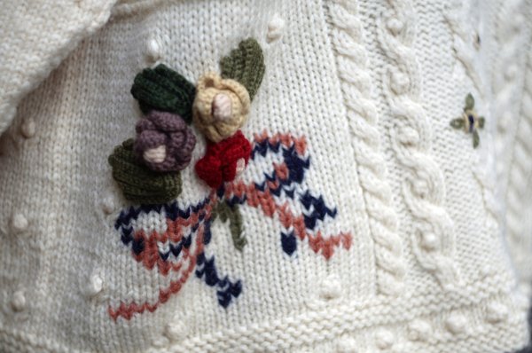 画像8: "Grandpa's Present" 白 ブーケ模様 ニット セーター クルーネック[19540]