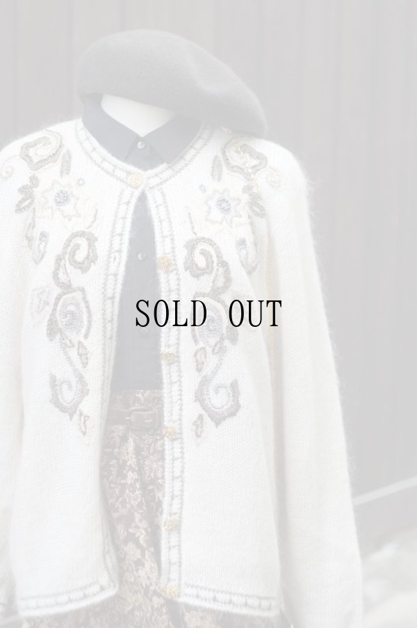画像4: "ebeco" ビーズ 刺繍 ニット カーディガン ノーカラー 裏地付き[19557]
