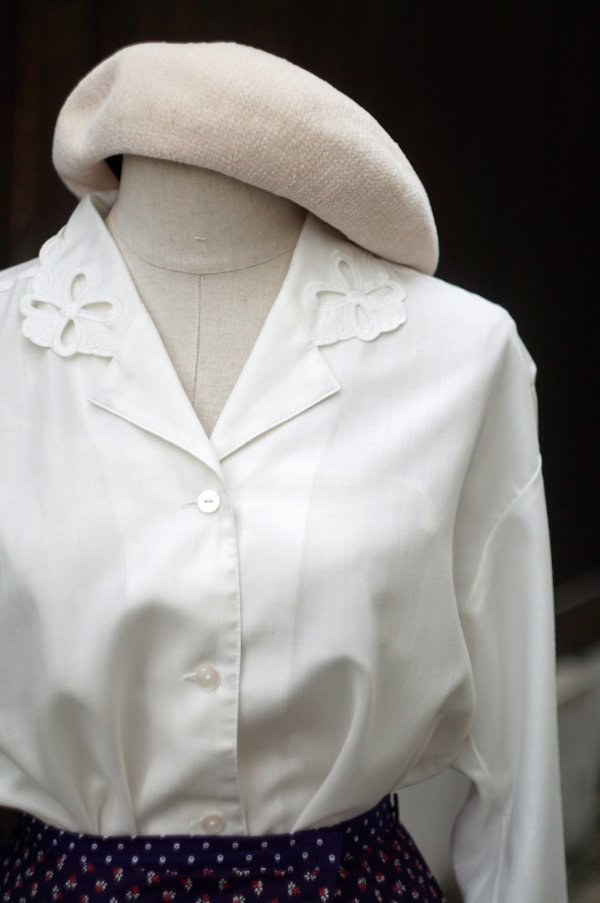 画像4: "Monamimt" 白 長袖 ブラウス カットレース オープンカラー[19672]