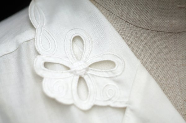 画像5: "Monamimt" 白 長袖 ブラウス カットレース オープンカラー[19672]