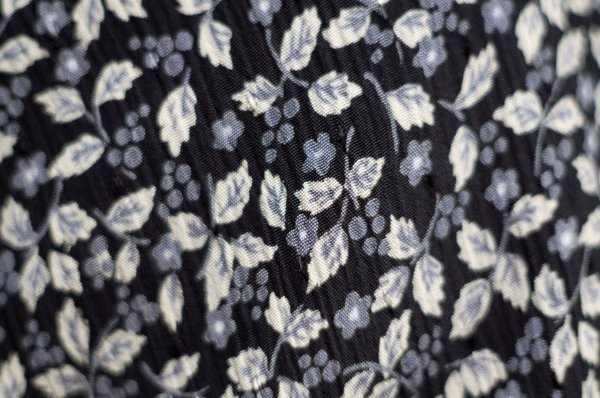 画像9: "Milky Way" 小花柄 長袖 レトロワンピース ノーカラー ペプラムデザイン プリーツスカート[19685]