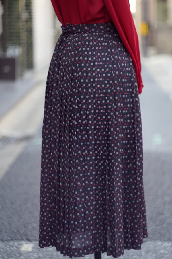 画像4: エスニック 花柄 黒×赤  スカート プリーツ/ｗ61cm[14292]