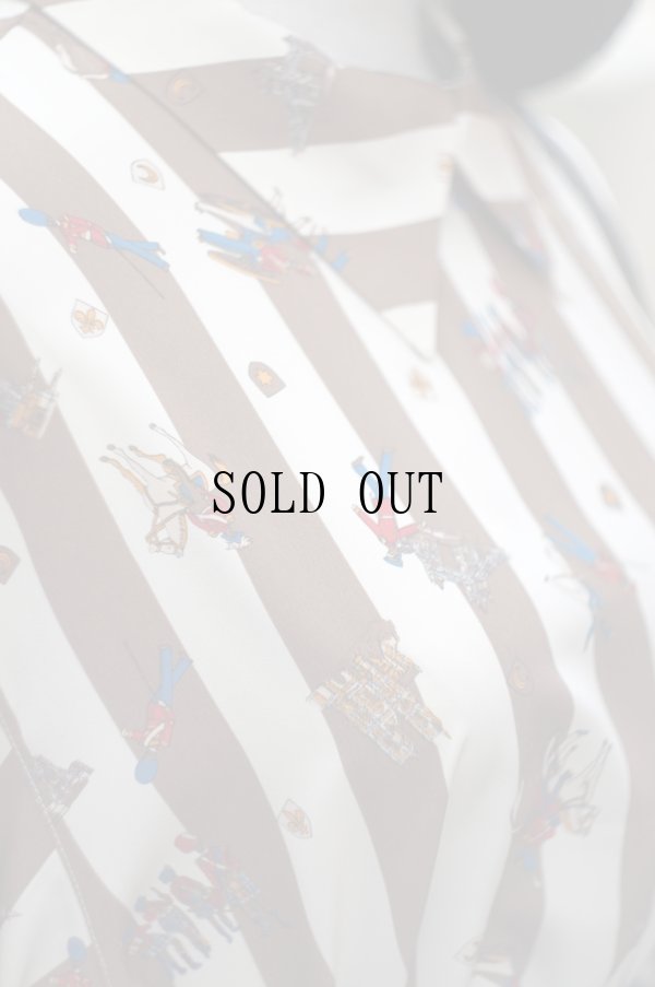 画像6: "Dejavu" ストライプ柄×ロンドン絵模様 タワーブリッジ 長袖 ブラウス ロールカラー[19716]