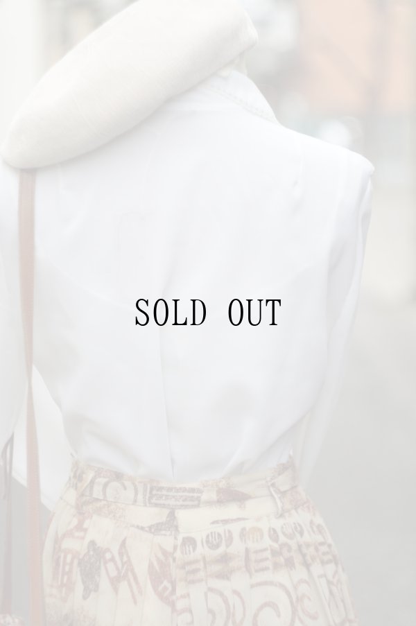 画像3: 白 長袖 ブラウス お花絵模様ボタン ピーターパンカラー[19726]