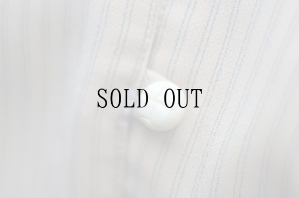 画像5: イエロー ストライプ柄 長袖 ブラウス バラブローチ付き[19730]