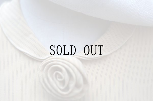 画像9: イエロー ストライプ柄 長袖 ブラウス バラブローチ付き[19730]