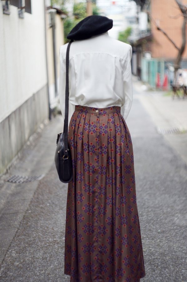 画像4: "sadlle club" US製 ブラウン系 オリエンタル花柄 レーヨン スカート フレア w67cm[19780]