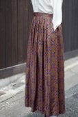 画像2: "sadlle club" US製 ブラウン系 オリエンタル花柄 レーヨン スカート フレア w67cm[19780] (2)