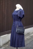 画像1: "LUCK" 無地 ネイビー 混麻 半袖 レトロワンピース ノーカラー  [13421] (1)