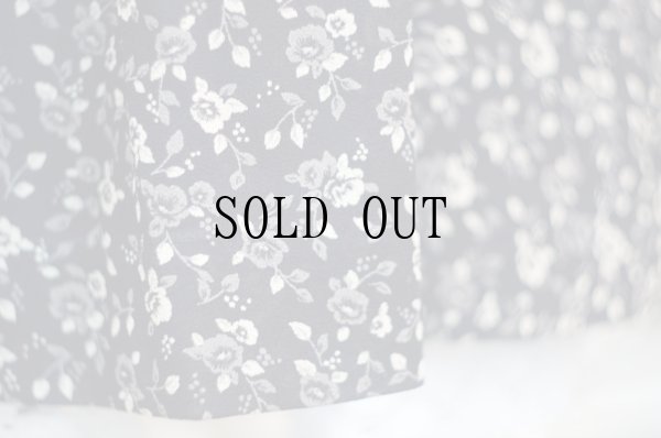 画像8: "amy march" 黒系 花柄 半袖 レトロワンピース[19859]