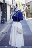 画像9: "水仙花"" ネイビー  半袖 ブラウス スワトウ刺繍 オープンカラー[19856]