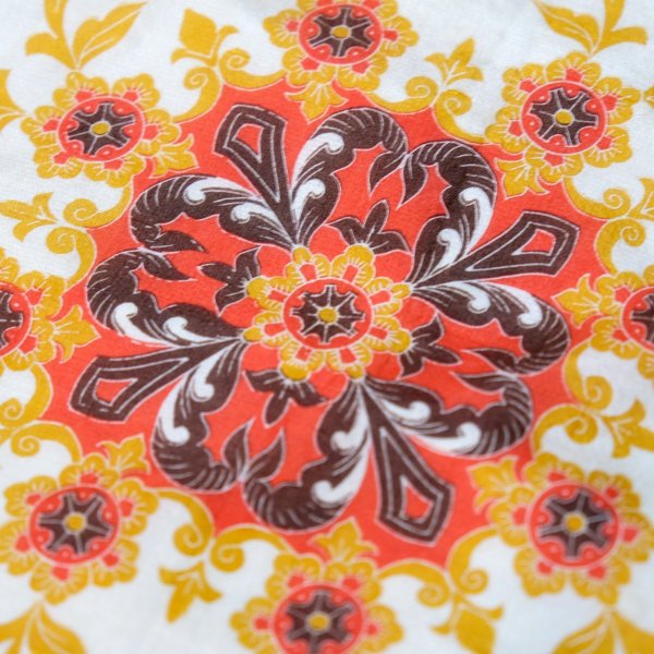 画像3: 赤×ブラウン系 エスニック インドシルク スカーフ 78cm×78cm[19885]