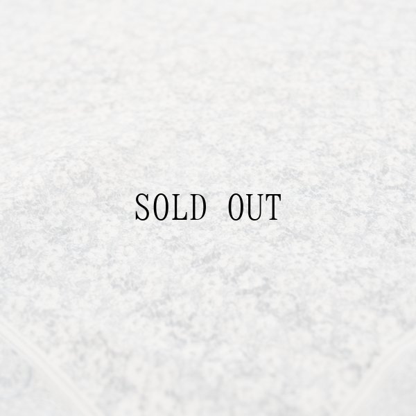 画像5: 花柄 黒系 シルク スカーフ 72cm×72cm[19894]