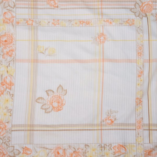 画像2: イタリア製 花柄 格子 ベージュ系 ポリエステル スカーフ 75cm×75cm[19889]