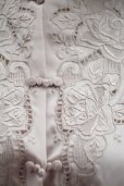 画像4: "Rose" ライトベージュ 半袖  チャイナブラウス スワトウ刺繍[19876]