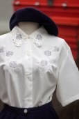 画像6: 白 半袖 レース ブラウス スカラップカラー お花刺繍[19917]