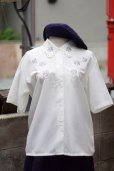 画像11: 白 半袖 レース ブラウス スカラップカラー お花刺繍[19917]