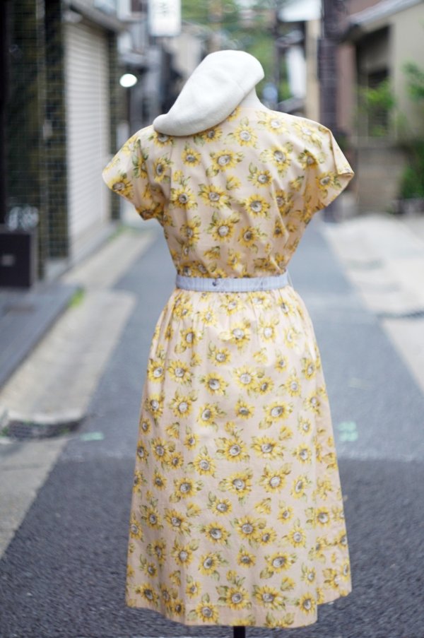 画像3: ヒマワリ柄 半袖 コットン レトロワンピース ノーカラー[19923]