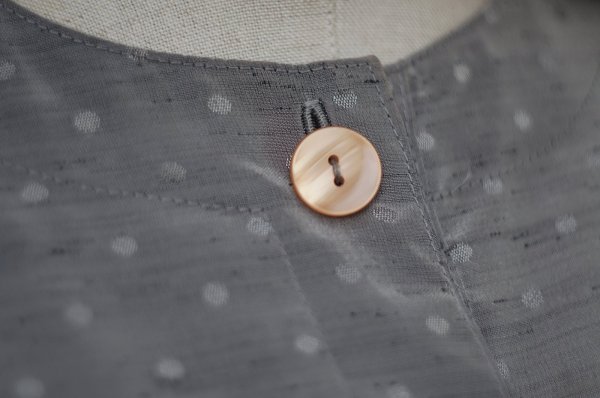 画像8: "NN-CARL" ドット柄 グレー  長袖 レトロワンピース  ノーカラー[19927]