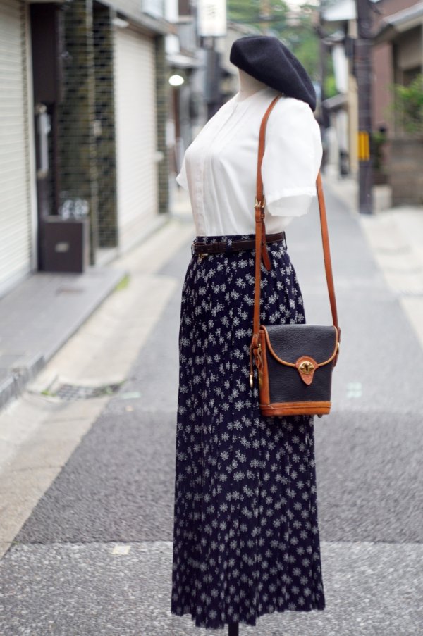 画像4: ”Tour tooth”ネイビー 花柄 スカート フレア w66cm[19982]