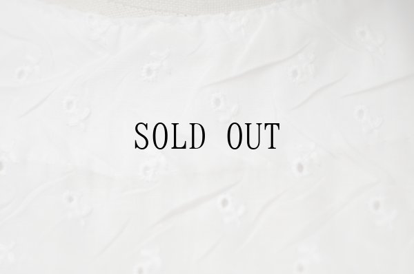 画像6: 白 小花柄 半袖  ブラウス ノーカラー [19985]