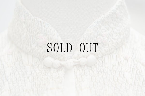 画像3: 無地 生成 シルク チャイナブラウス 半袖 チャイナボタン マオカラー シャーリング 刺繍 [20001]