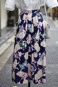 "that's me" US製 ネイビー 花柄 レーヨン スカート フレア w72cm[20008]