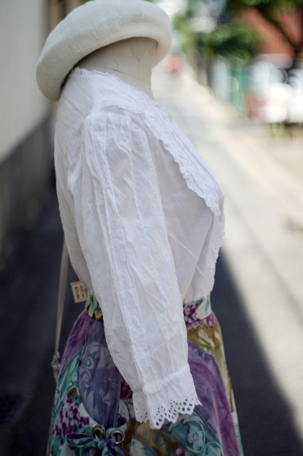 画像3: "Lady Bee" コットン 無地 白 七分袖 ブラウス ノーカラー レース [20017]