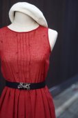 画像5: 無地 赤 袖なし レトロワンピース ラウンドネック ピンタック 刺繍 ウエストゴム[20018]