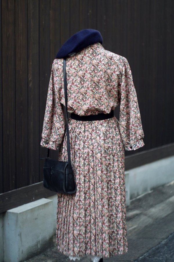 画像5: "Breli originals" US製 黒 ピンク系 花柄 七分袖 レトロワンピース カシュクール [20027]