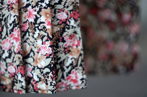 画像14: "Breli originals" US製 黒 ピンク系 花柄 七分袖 レトロワンピース カシュクール [20027]