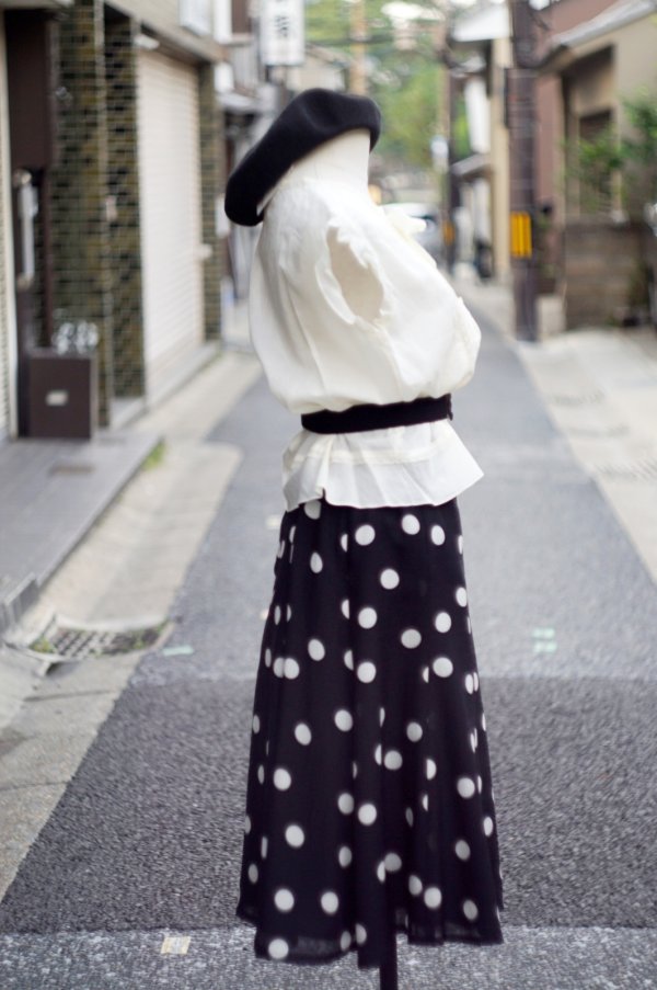 画像5: ドット柄 黒×白 スカート フレア w58cm[20032]