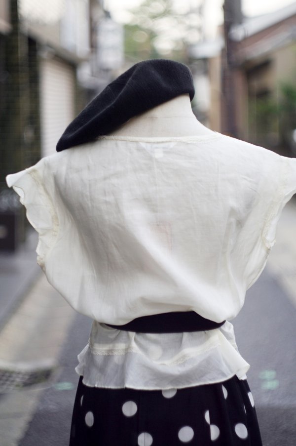 画像7: Hokin Blouses” 無地 コットン アイボリー  フレンチスリーブ ブラウス ラウンドネック リボン レース ペプラム[20031]