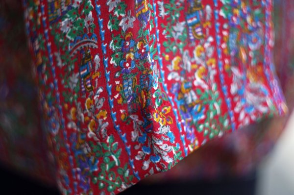 画像5: "Lurical" レッド系 花柄 半袖  ブラウス スタンドカラー フリル [20035]