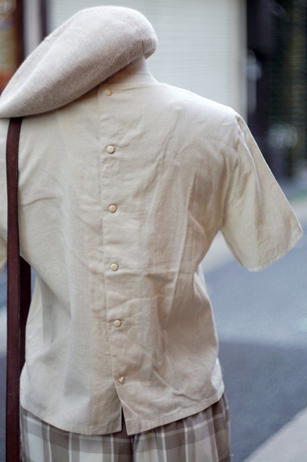 画像7: "JOSE PHANNE" カーキベージュ系 無地 コットン リネン 半袖 ブラウス ラウンドネック リボン  後ろボタン [20056]