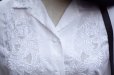 画像3: "ROSE BRAND" 無地 白 半袖 ブラウス オープンカラー スワトウ刺繍 スカラップ袖 [20062]