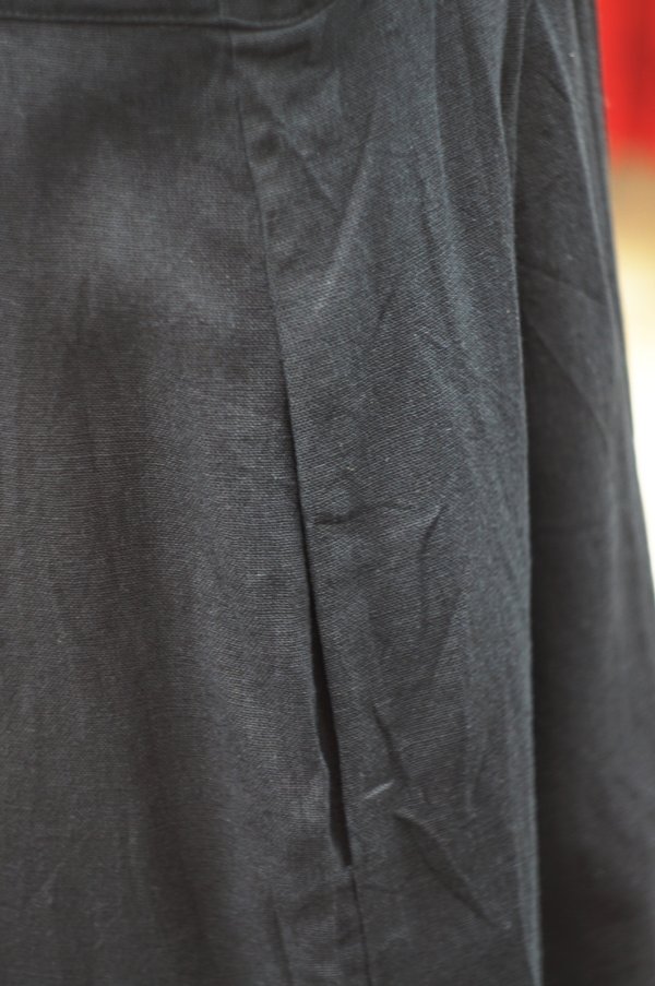 画像11: "Faukomia’s Country" 黒 無地 リネン レーヨン チロル ジャンパースカート  装飾ボタン マキシ丈 [20065]