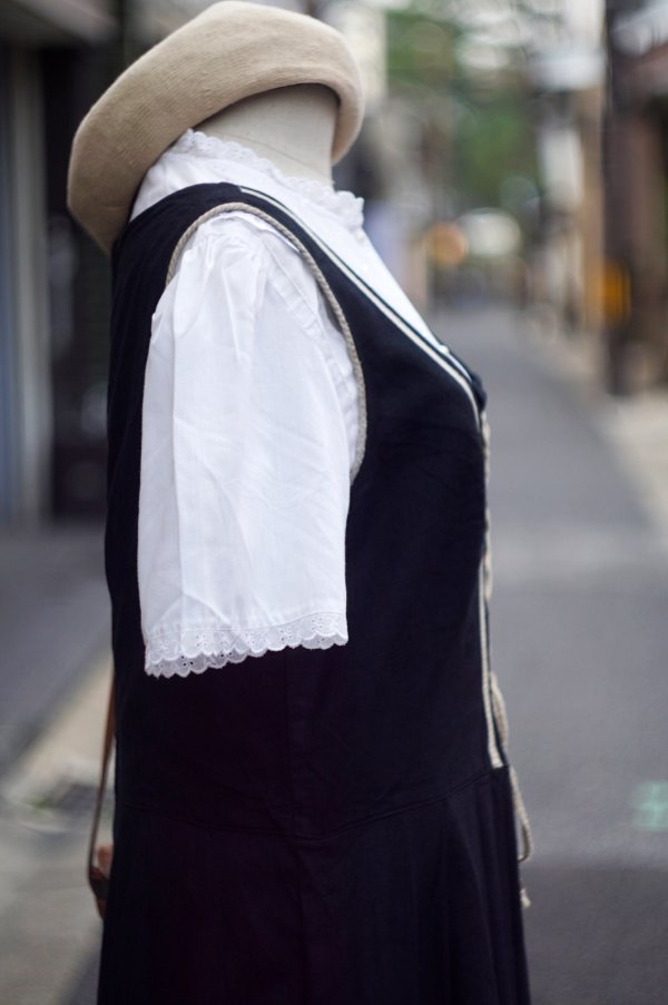 画像7: "Faukomia’s Country" 黒 無地 リネン レーヨン チロル ジャンパースカート  装飾ボタン マキシ丈 [20065]