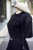 画像3: 無地 黒 半袖 レトロワンピース ノーカラー レース 刺繍 プリーツ[20067]