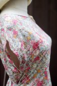 画像8: ”Excellent Wish”  リバティ 花柄 ピンク系 コットン 半袖 レトロワンピース ラウンドネック フレンチスリーブ ギャザー 腰リボン[20117]