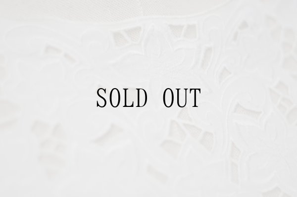 画像8: "opec" 無地 白 半袖 ブラウス ラウンドネック カッティングレース  後ろボタン[20123]