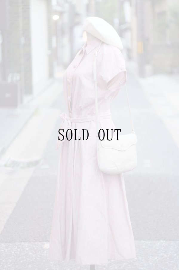 画像1: "Mademoiselle NON NON" 無地 ピンク系 コットン リネン 半袖 レトロワンピース レギュラーカラー 腰リボン くるみボタン[20120]