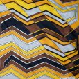 画像2: "pierre cardin ピエールカルダン" ブラウン系 ジグザグ柄 シルク スカーフ 79cm×79cm[20087] (2)