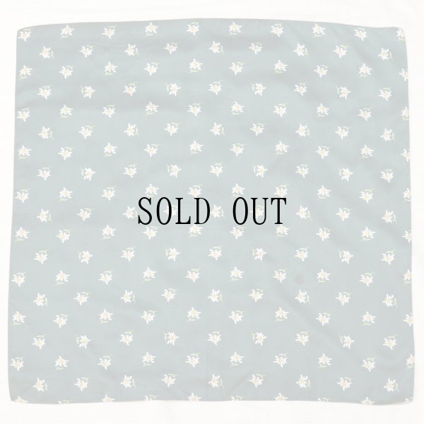 画像1: ※販売済み イタリア製 グリーン系 花柄  スカーフ 56cm×56cm[20090]