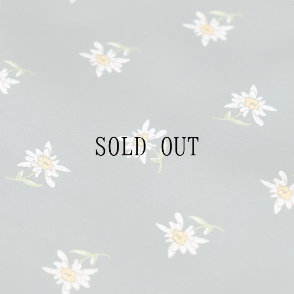 画像3: ※販売済み イタリア製 グリーン系 花柄  スカーフ 56cm×56cm[20090]