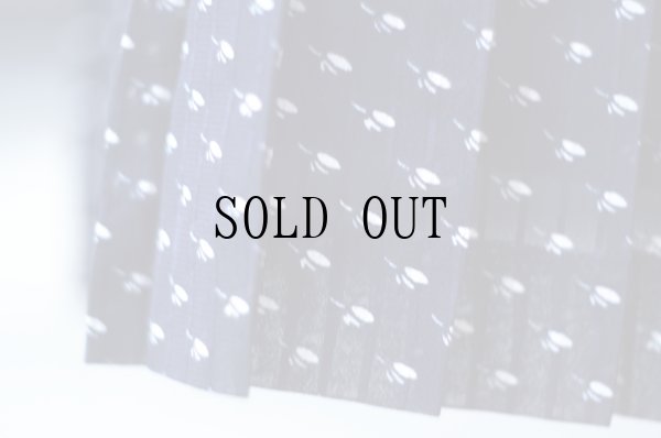 画像12: ”ONWARD”  小花柄 濃ネイビー系 半袖 レトロワンピース ラウンドネック プリーツ ウエストゴム[20116]