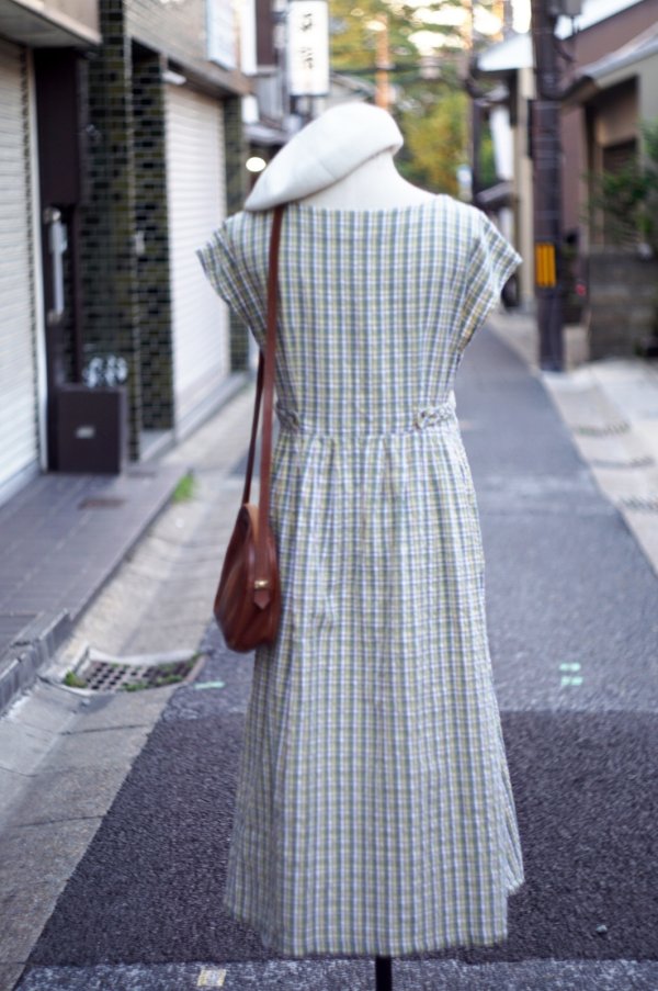 画像4: "Tokyo boire" グリーン系 チェック柄 フレンチスリーブ  レトロワンピース ラウンドネック シワ加工[20072]