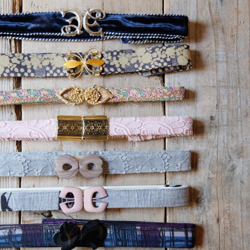 他の写真1: 花柄 ネイビー カーキ系 葉っぱ アンティークベルト[20113]