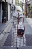 画像1: ”cozy time” ネイビー×白 コットン混 タータンチェック柄  半袖 レトロワンピース ノーカラー シャーリング生地 腰リボン [20146] (1)
